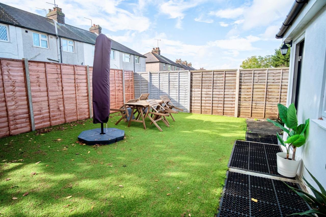 Little Garden View Apartment St Albans Exterior photo
